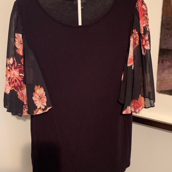 Ann Taylor factory top. Worn once - Picture 1 of 3